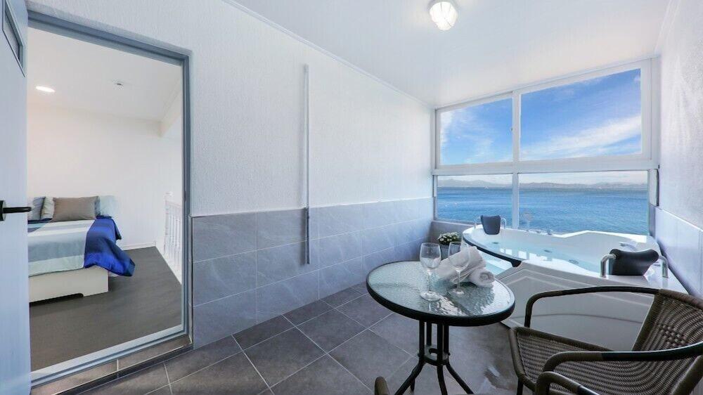 Blue and white pension