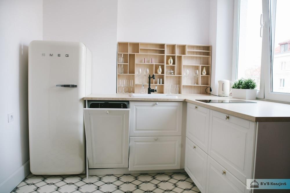 Warsaw Concierge Royal Baths Studio