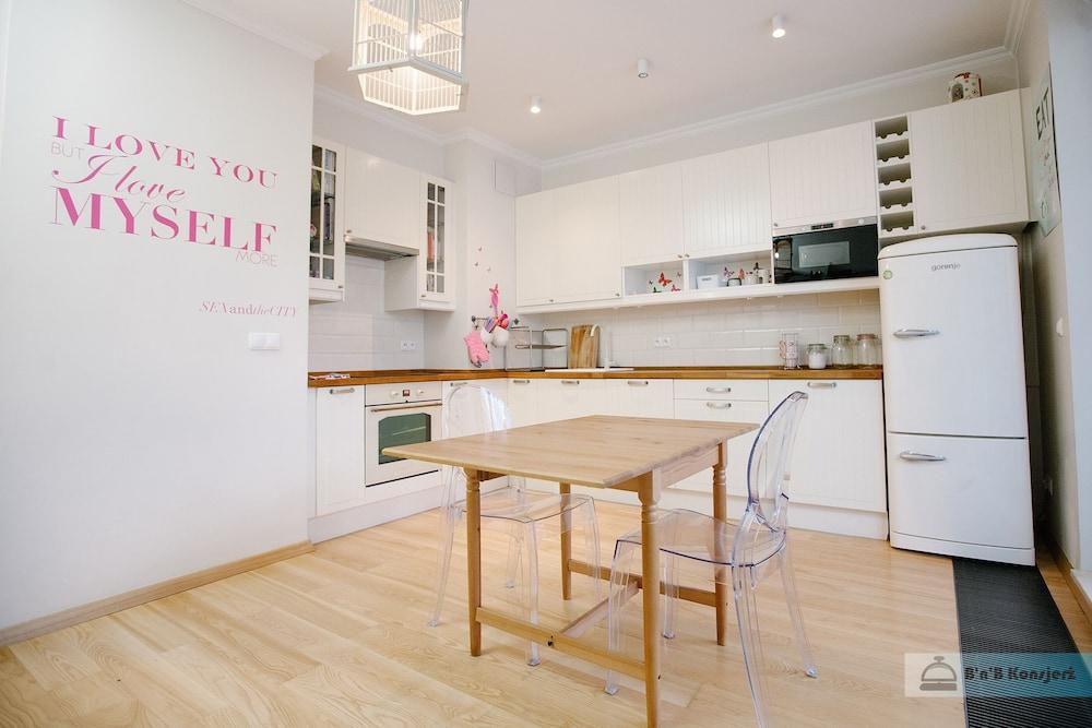 Warsaw Concierge Vistula Apartment