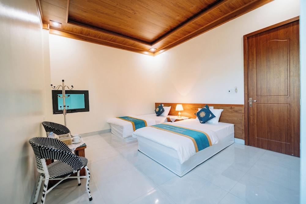 HG Hostel and Motobikes