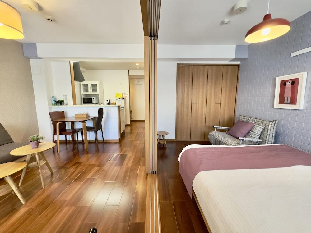 Luana Lea Karate Kaikan Mae