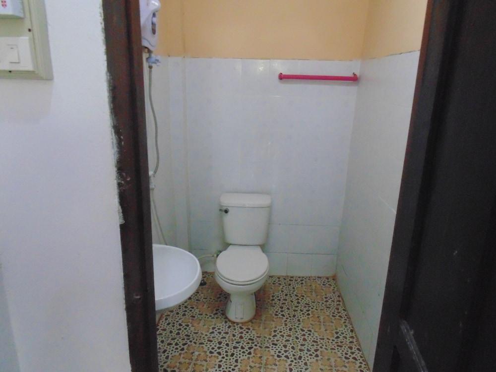 Saynambak Riverside Guest House