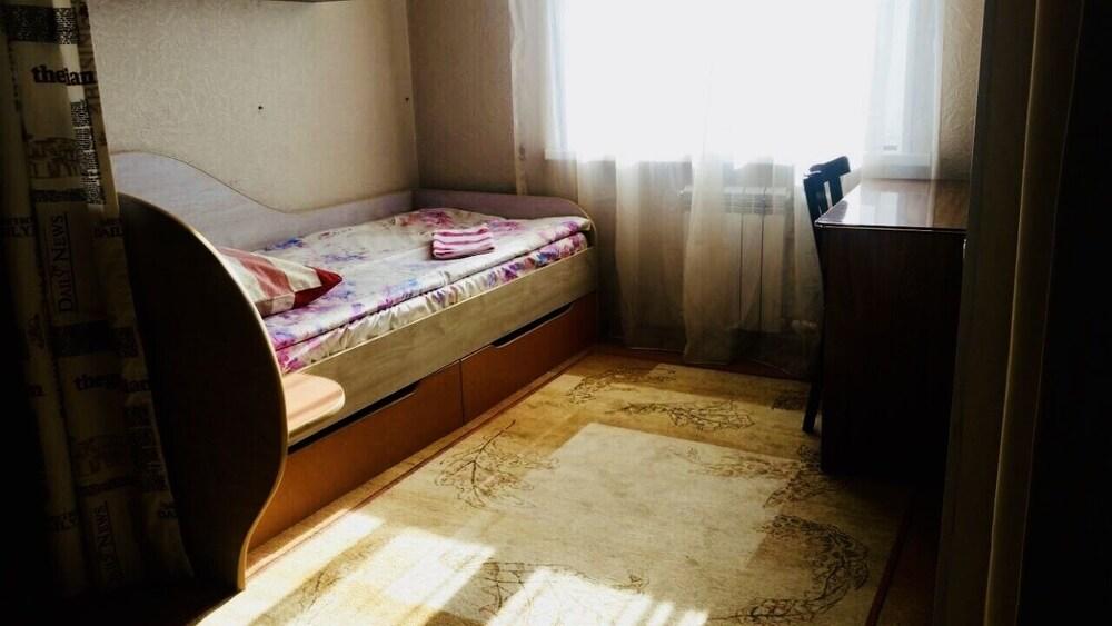 Apartment on Posyetskaya