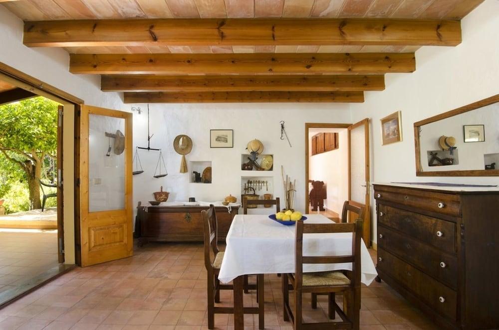 Villa - 2 Bedrooms with Pool - 103208