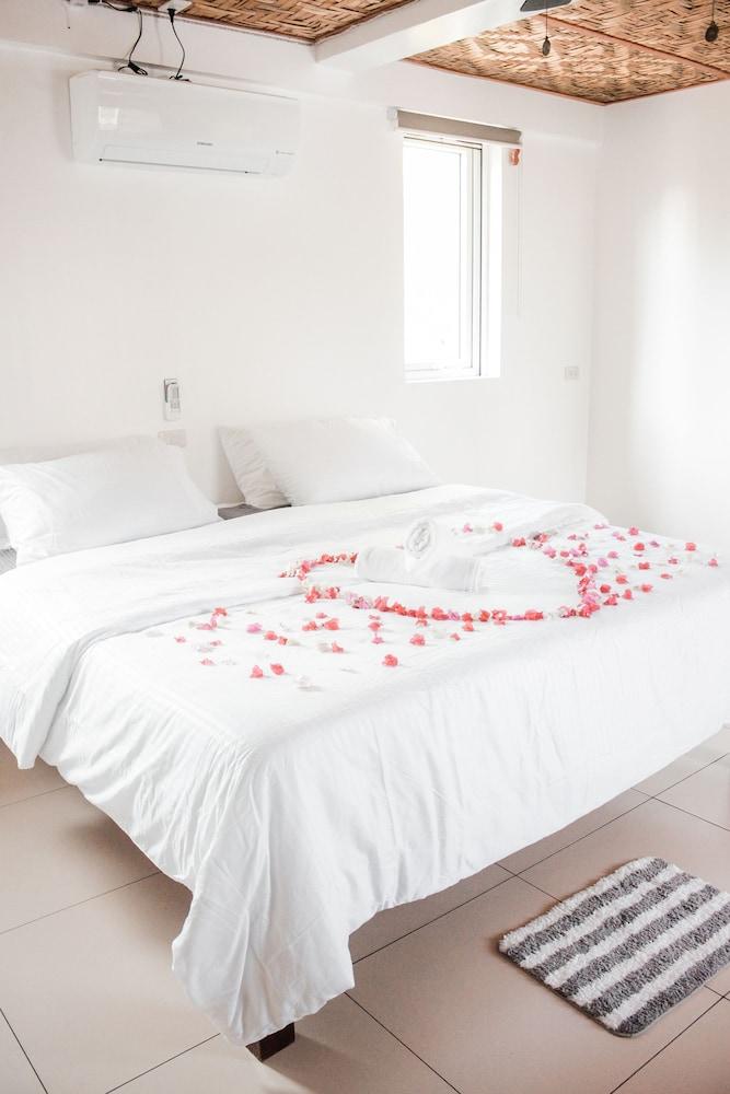 Indai Aquasports and Resort