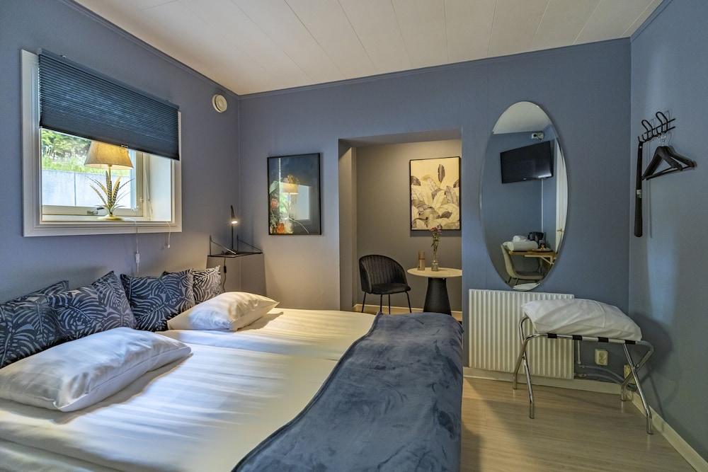 Treetop Spa Hangout & Hotel