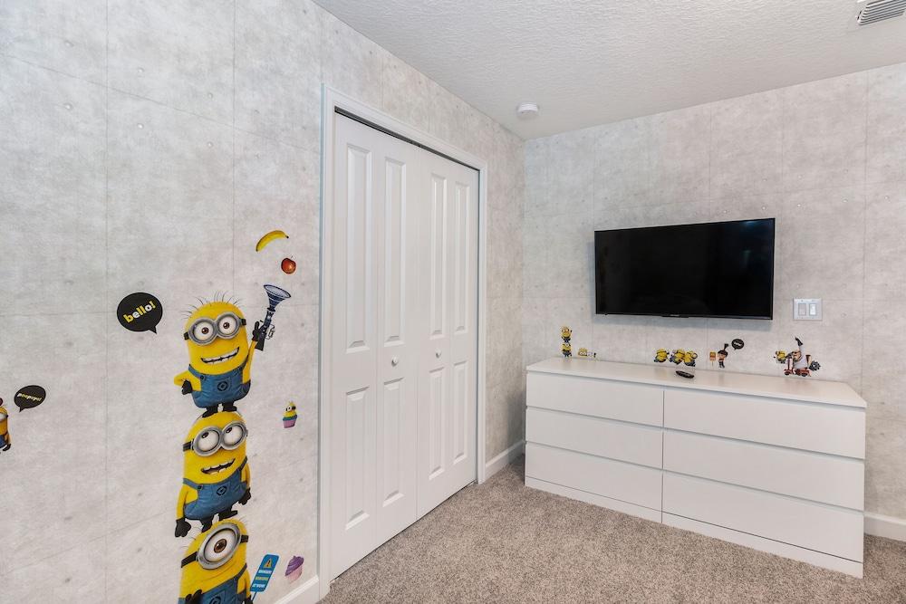 8931 SD - Pet-friendly 5BR Retreat: Private Pool