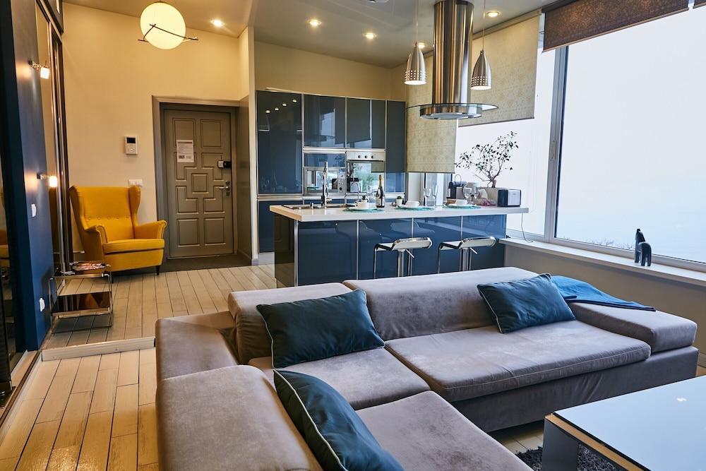 Ocean view apartment