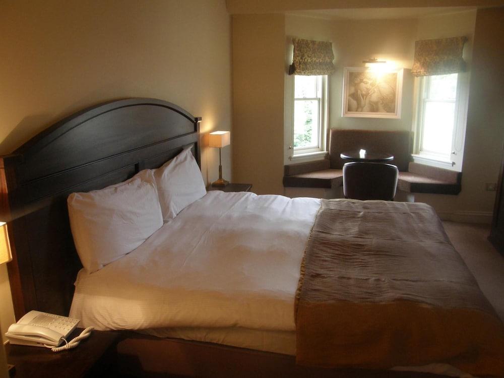 Baileys Hotel Cashel