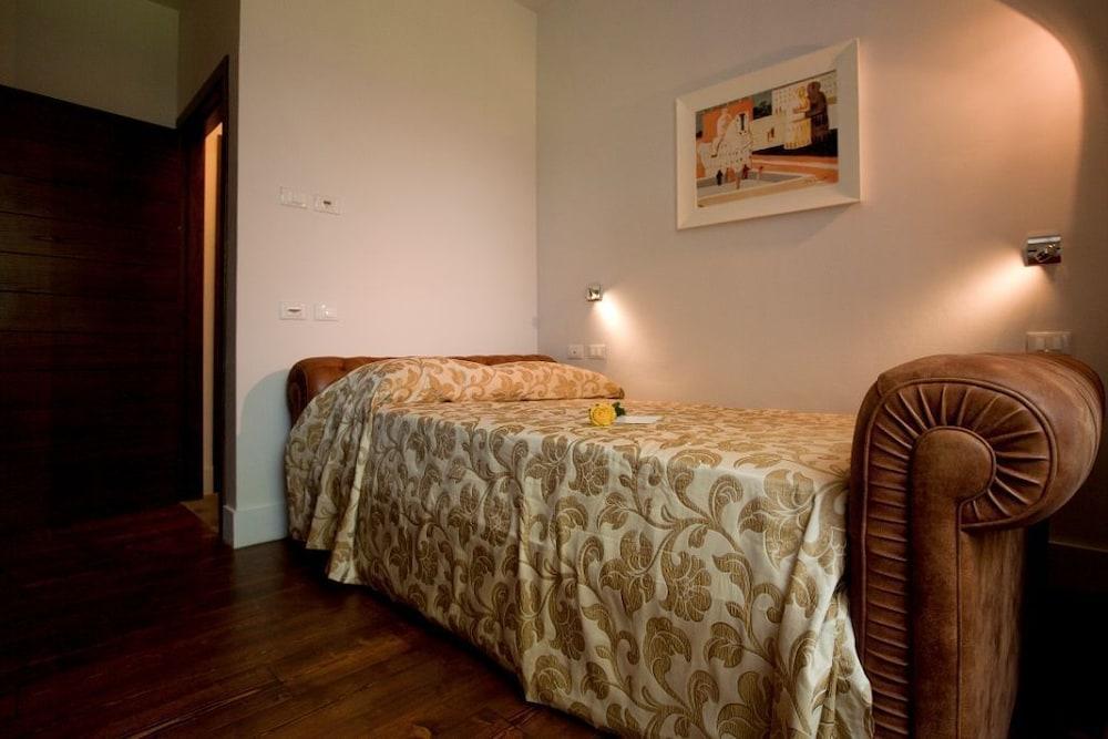 Tenuta Ponziani - Griffin's Resort