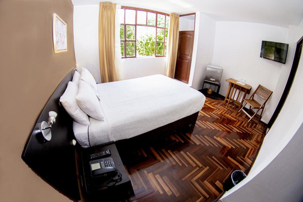 Hostal El Centurión