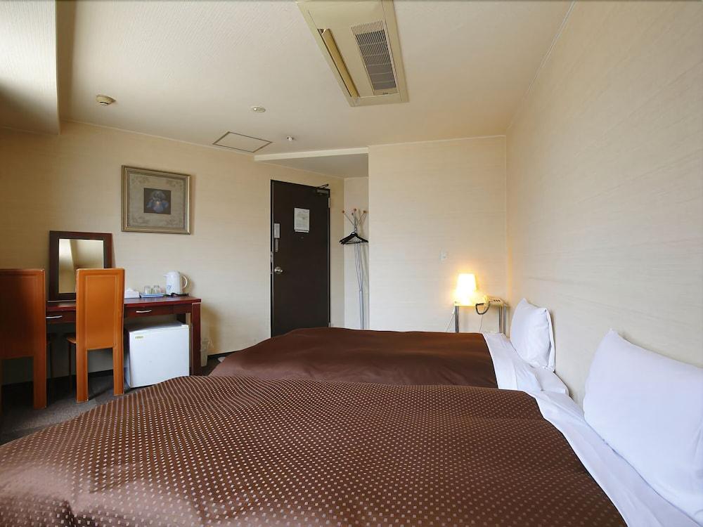 Grampus Inn Osaka Namba