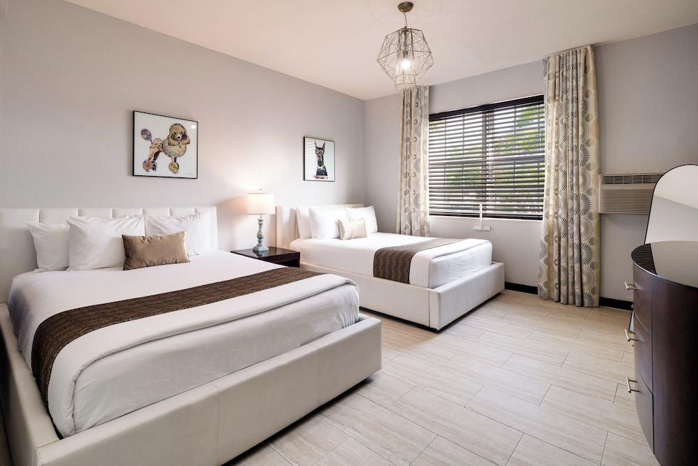 Tradewinds Apartment Hotel