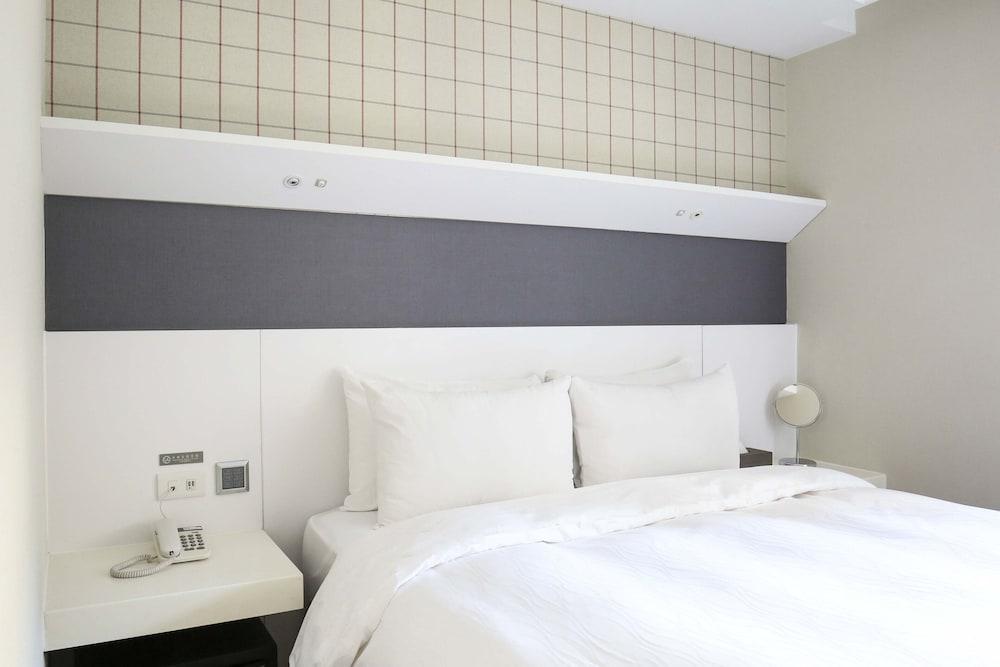 Dandy Hotel Tianmu Branch