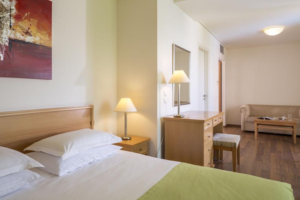 Civitel Attik Rooms & Suites