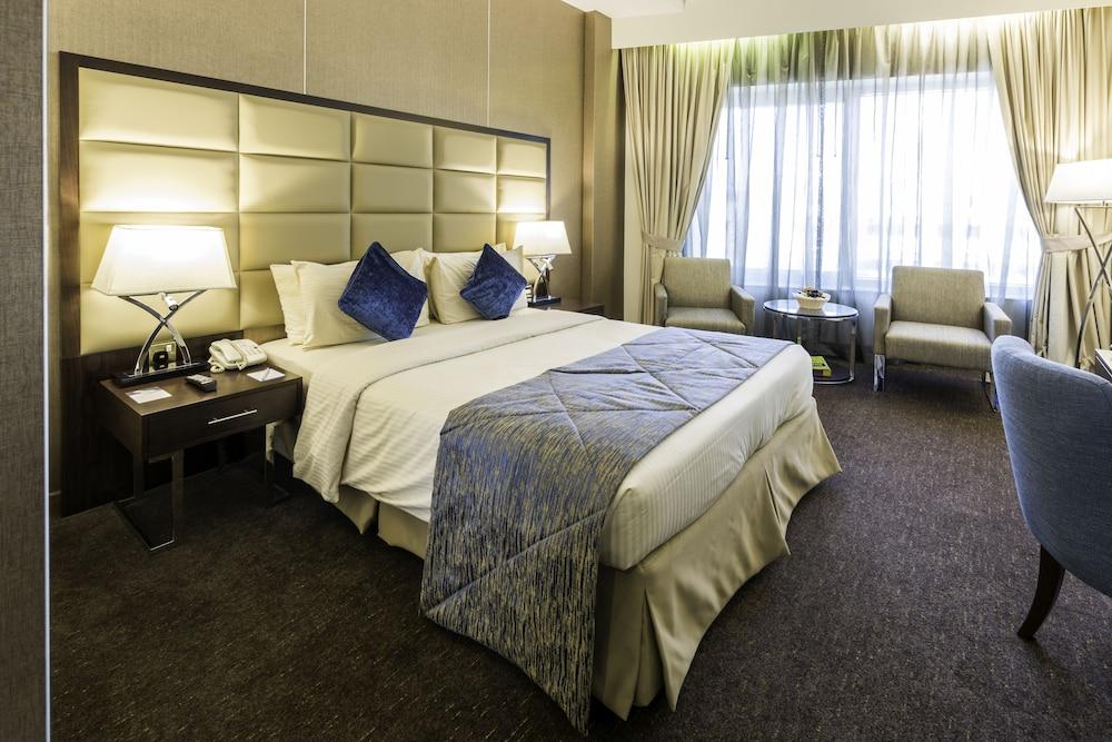 Howard Johnson by Wyndham Bur Dubai
