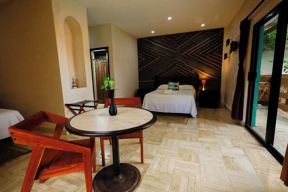 Villas Tiburon Adults only