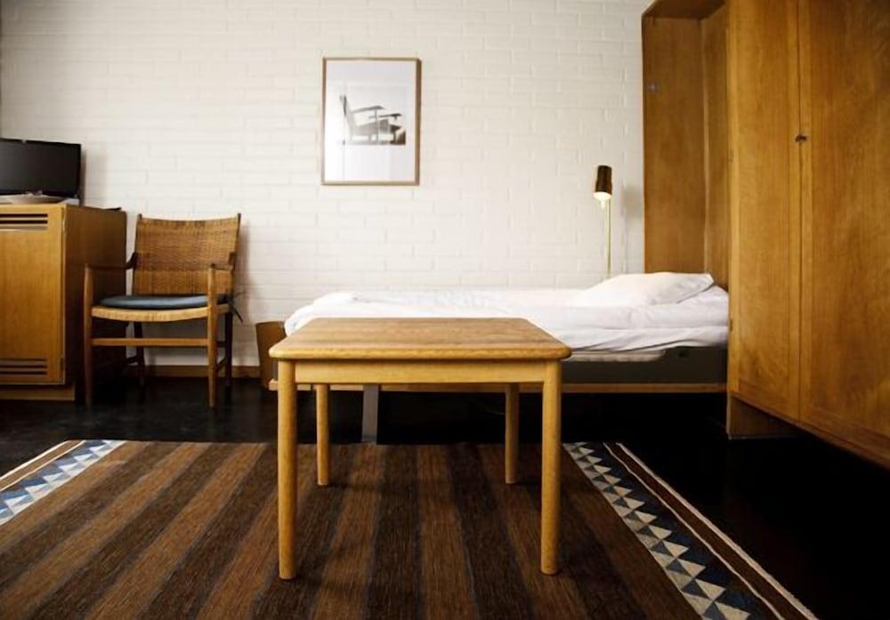 Ekebacken Hotell & Konferens