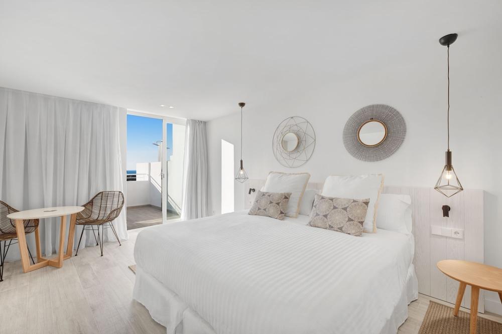 Barceló Portinatx - Adults Only