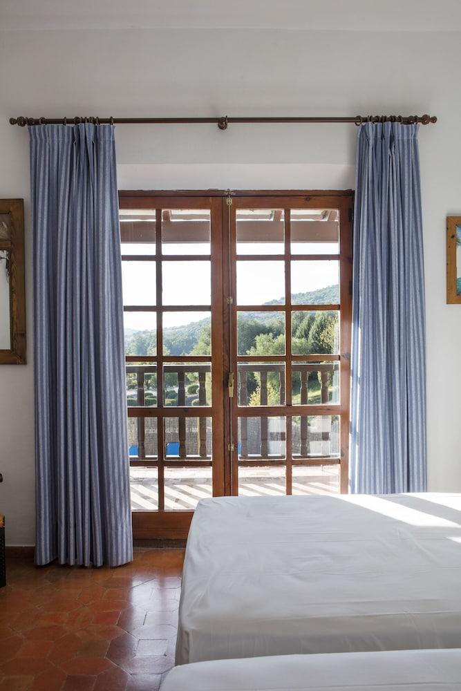 TUGASA Hotel Las Truchas