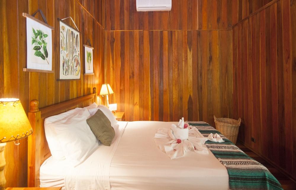 Finca Luna Nueva Lodge