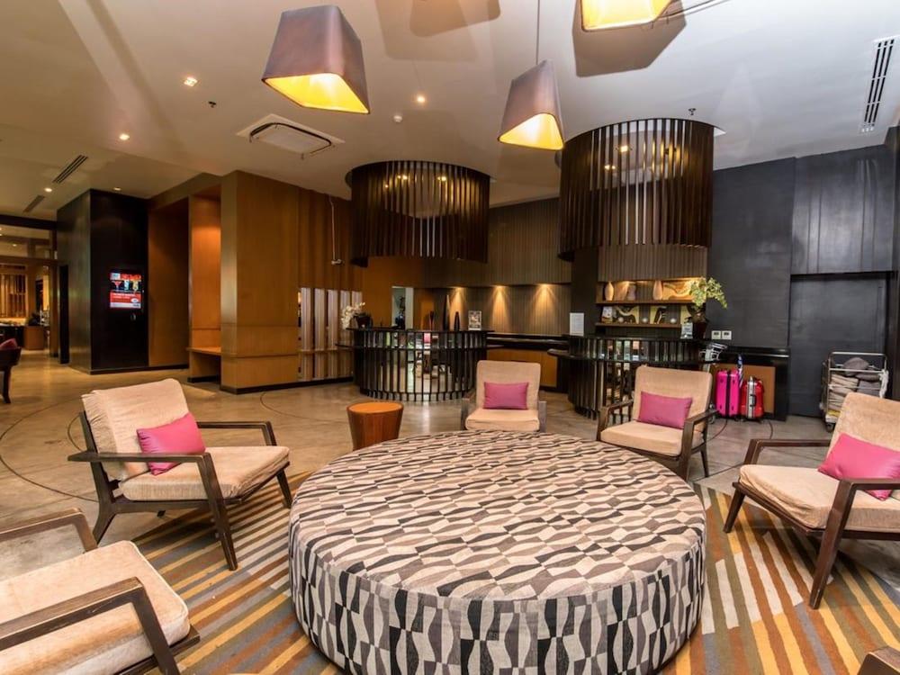 ASHLEE Hub Hotel Patong