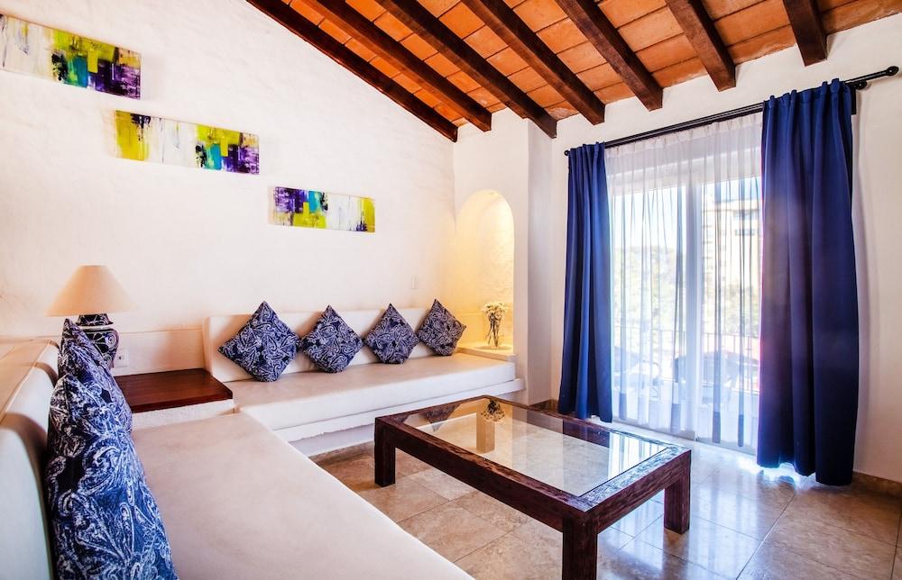 Hotel Suites Mar Elena