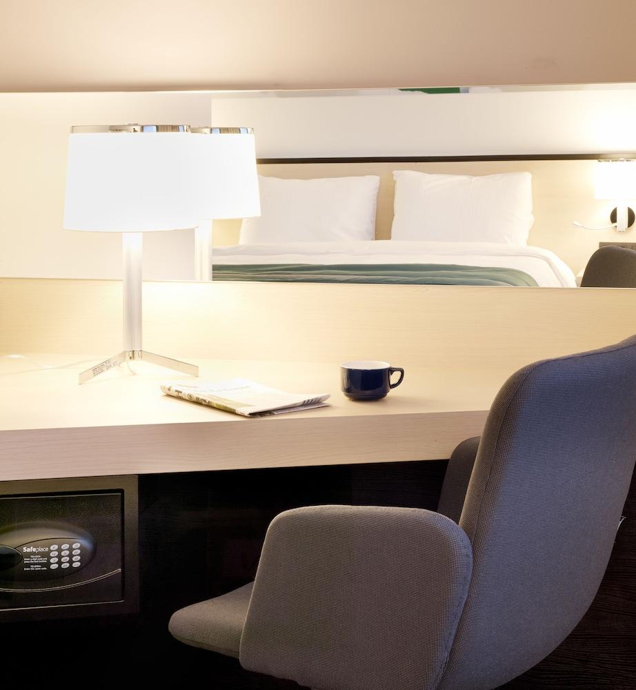 Park Inn By Radisson Leuven