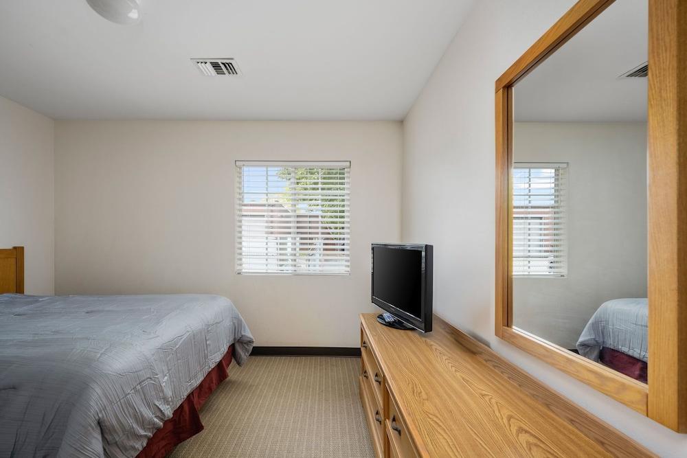 Affordable Suites Hickory/Conover