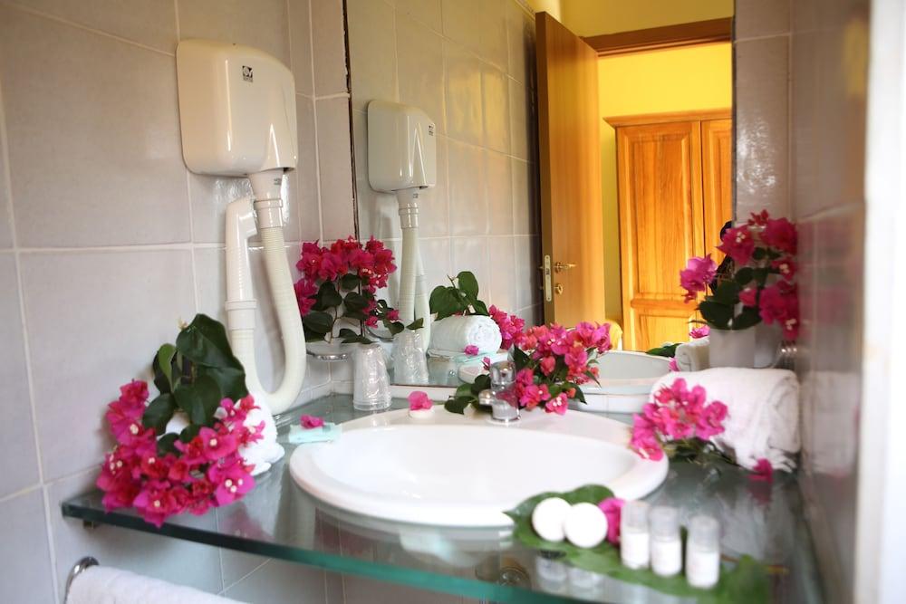 Marina del Marchese Beach Resort