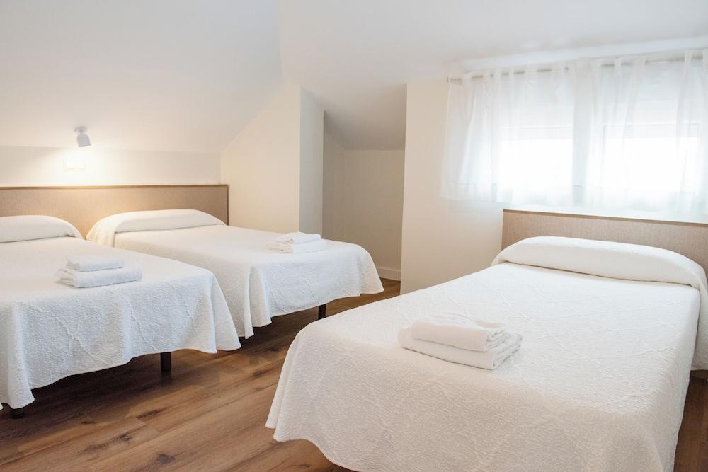 Apartamentos Turisticos Suaces