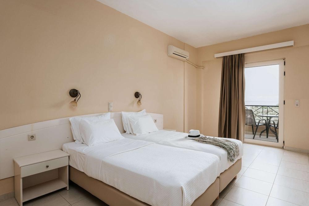 Paralos The Maxine - Adults Only