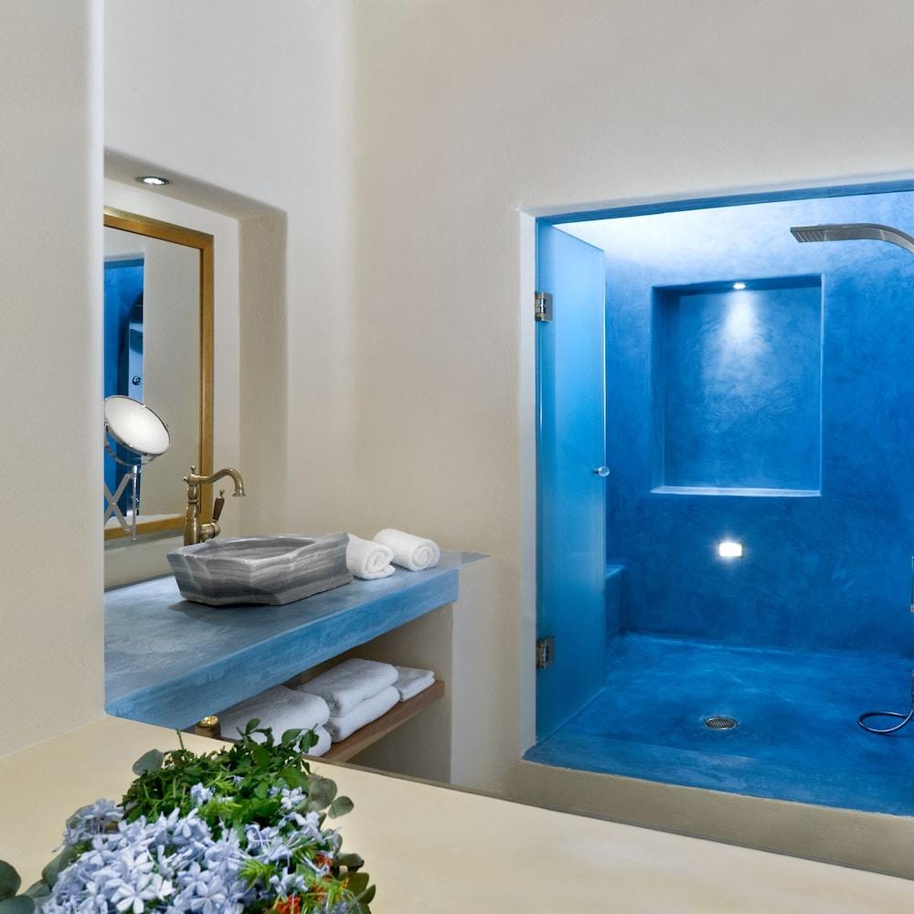 Voreina Gallery Suites