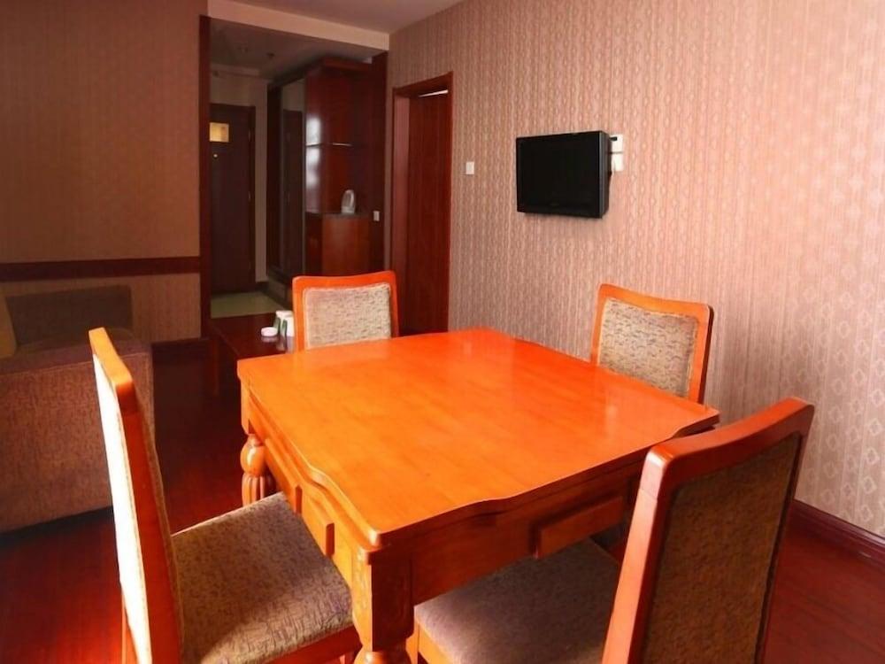 GreenTree Inn Nantong Development Zone Central Avenue Hotel