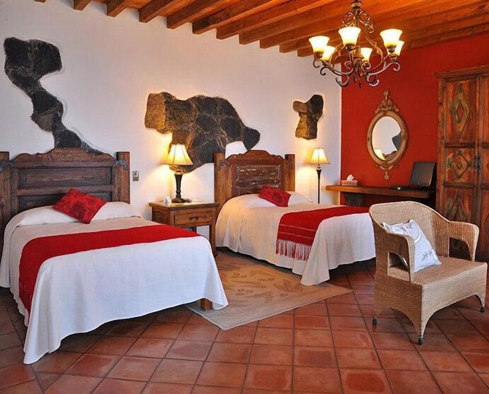 Hotel Porton Del Cielo