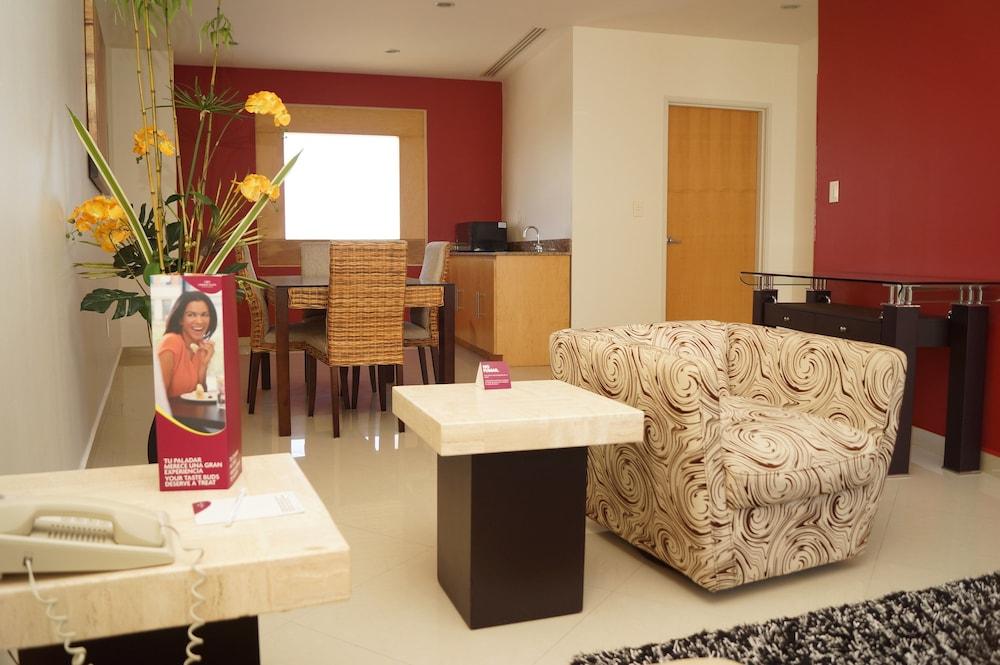 Holiday Inn Tuxpan - Convention Center by IHG