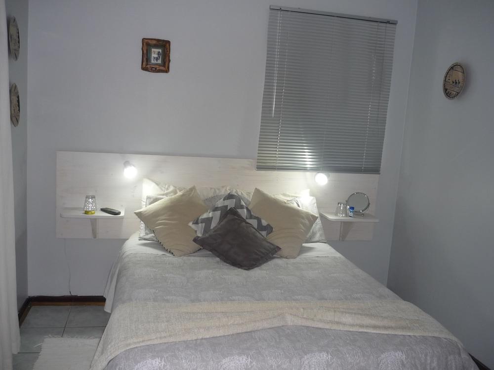 A1 Kynaston collection