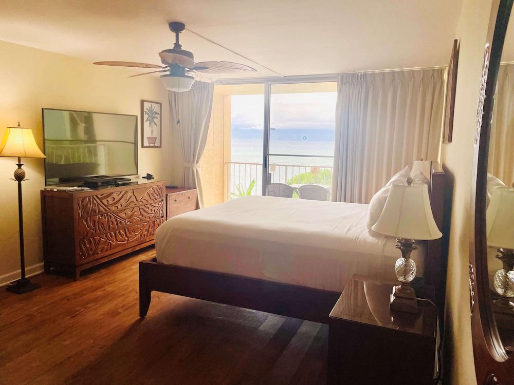 Ocean View Suite at Royal Kahana