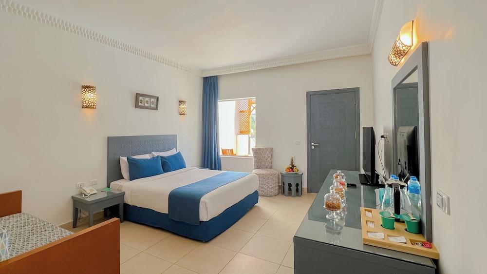 Club Reef Resort & Spa