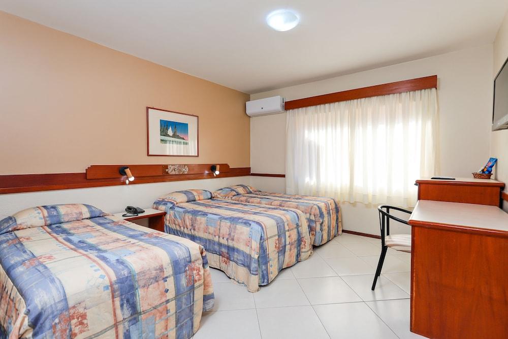 Hotel Suárez Campo Bom