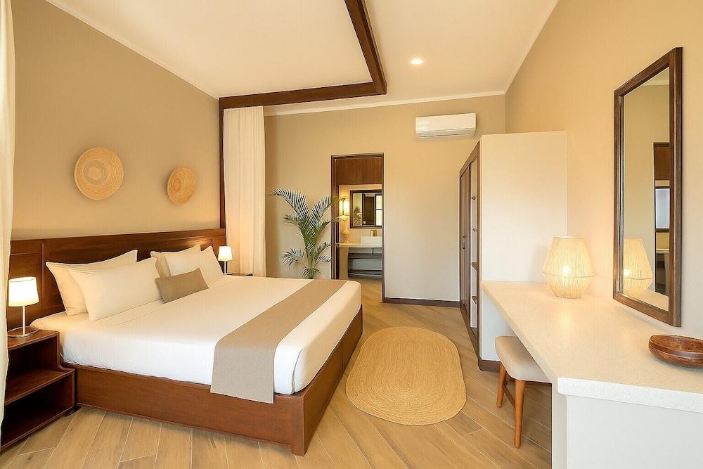 Diamonds Mapenzi Beach