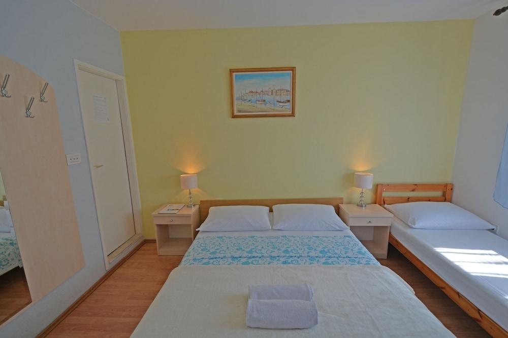 Rooms Sunce Supetar - Island Brac