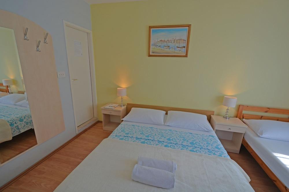 Rooms Sunce Supetar - Island Brac
