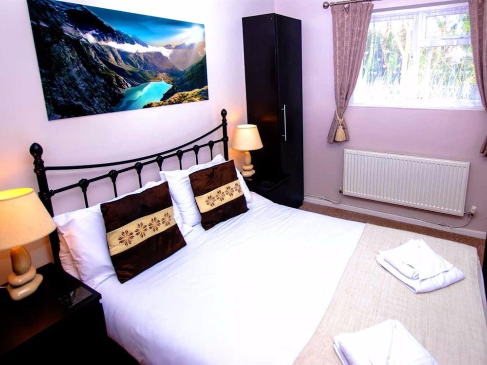 Somerton Lodge Hotel