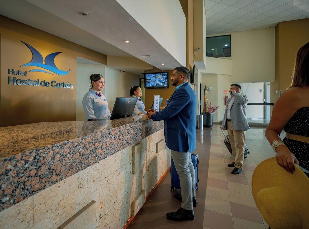 Hotel Hostal de Cortes