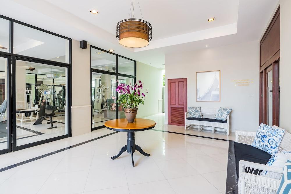 Asoke Residence Sukhumvit by UHG