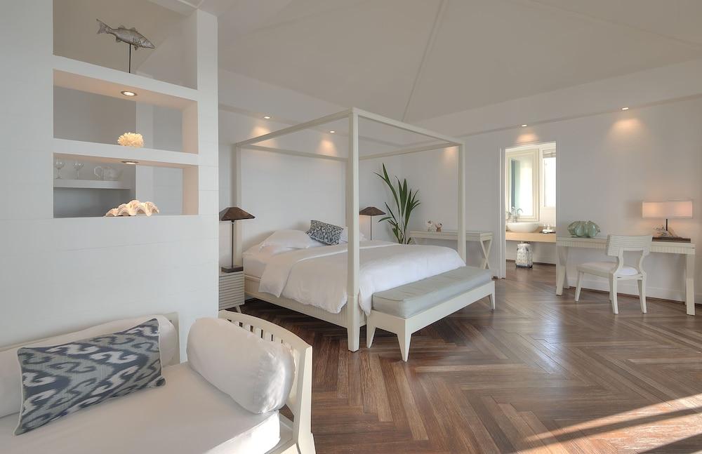 Diamonds Thudufushi Maldives Resort & Spa