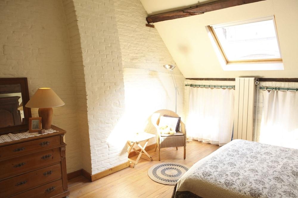 Carmelites Guest House