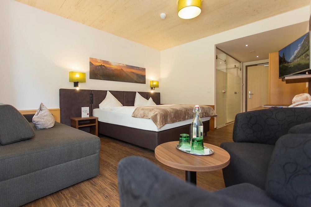 DAS VIER Sport,- und Wellnesshotel