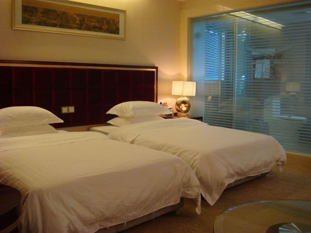 Guangzhou Tianyue Hotel